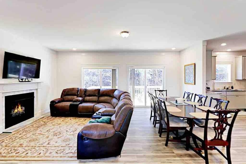 Serenity Views Comfort - Close To City & Parkway! Weaverville Esterno foto