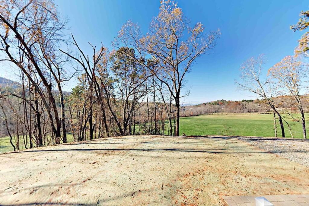Serenity Views Comfort - Close To City & Parkway! Weaverville Esterno foto